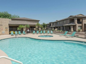 Gated Ocotillo Townhouse with heated pool, spa, BBQ